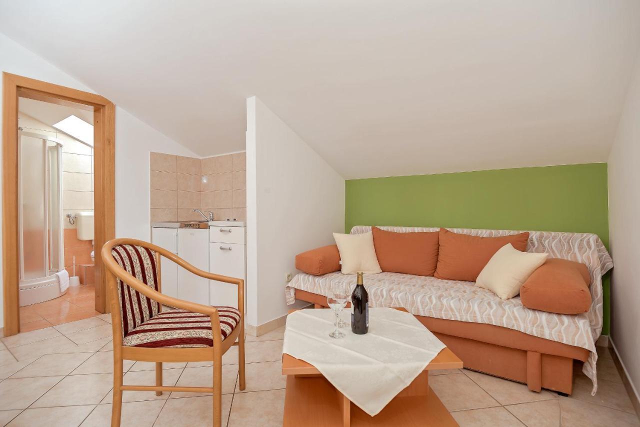 Apartmani Putnik Baška Voda Extérieur photo