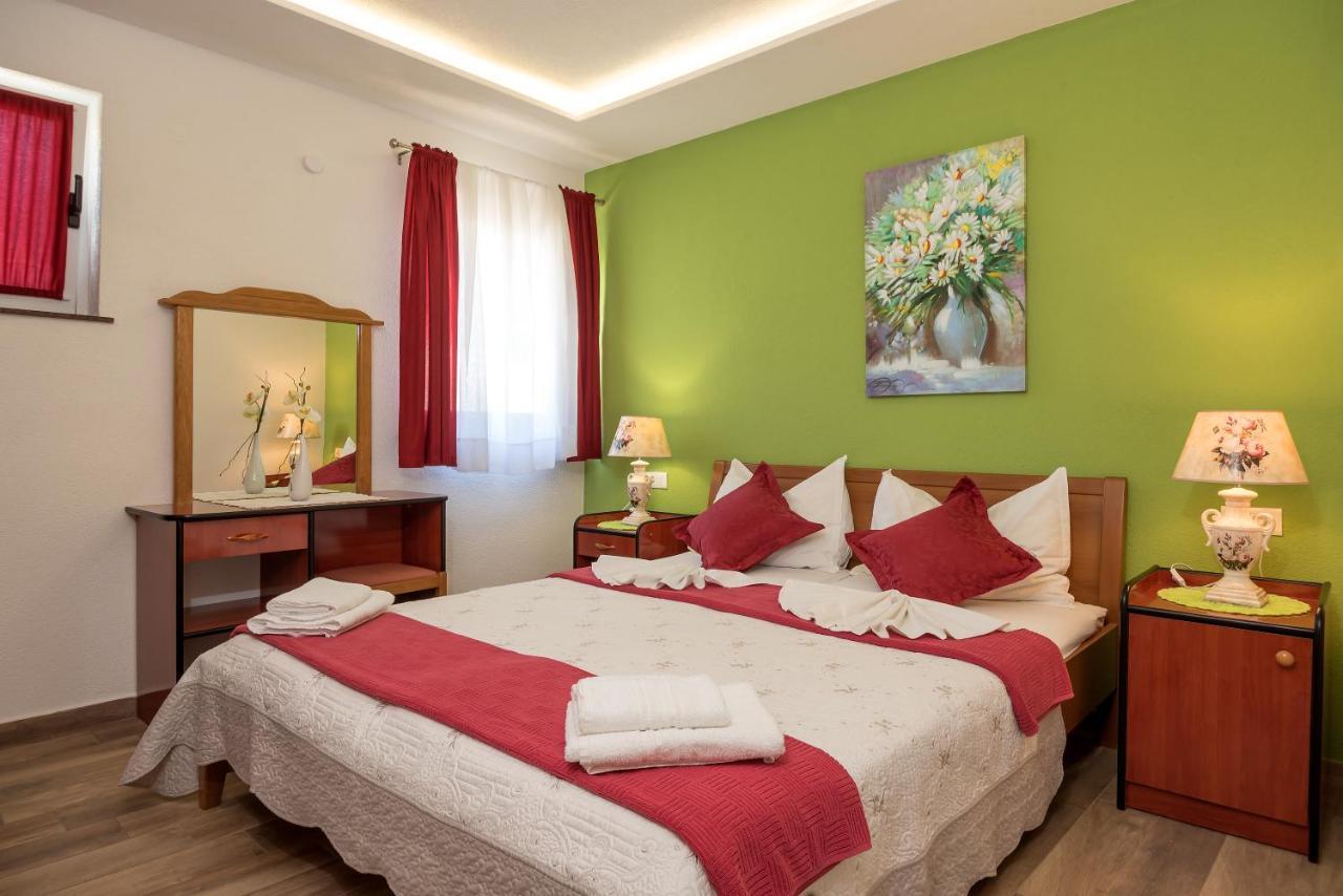 Apartmani Putnik Baška Voda Extérieur photo