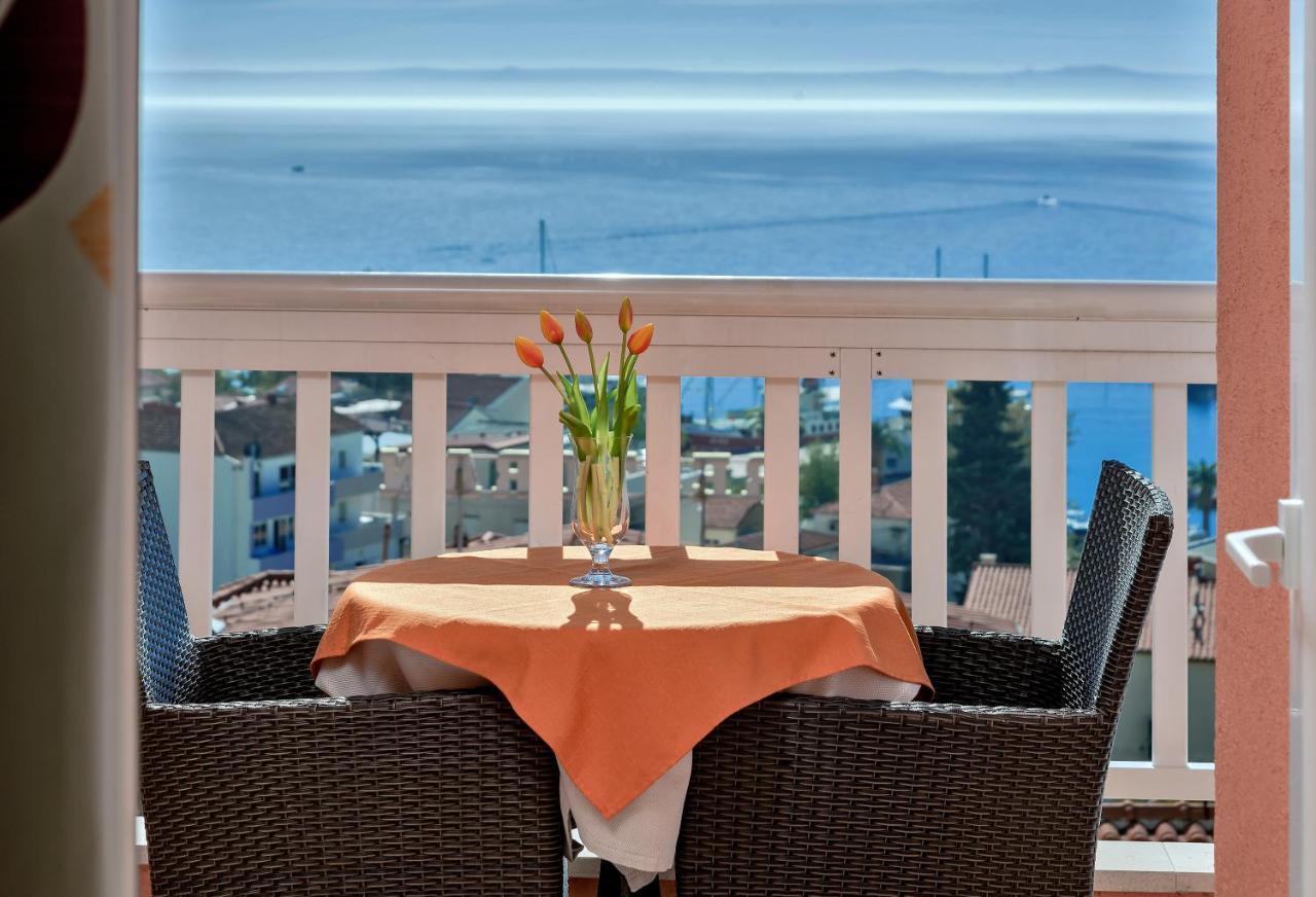 Apartmani Putnik Baška Voda Extérieur photo