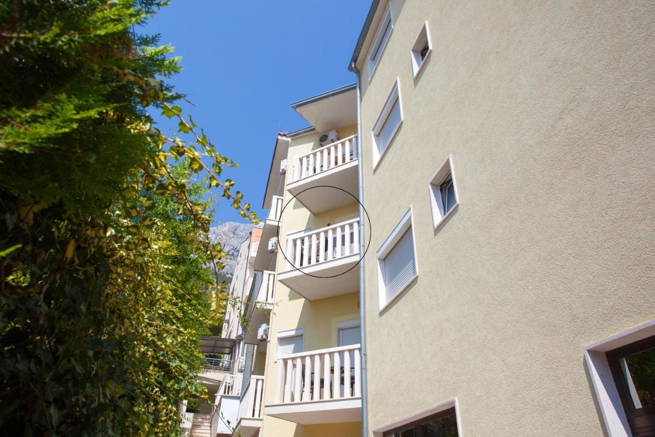 Apartmani Putnik Baška Voda Extérieur photo