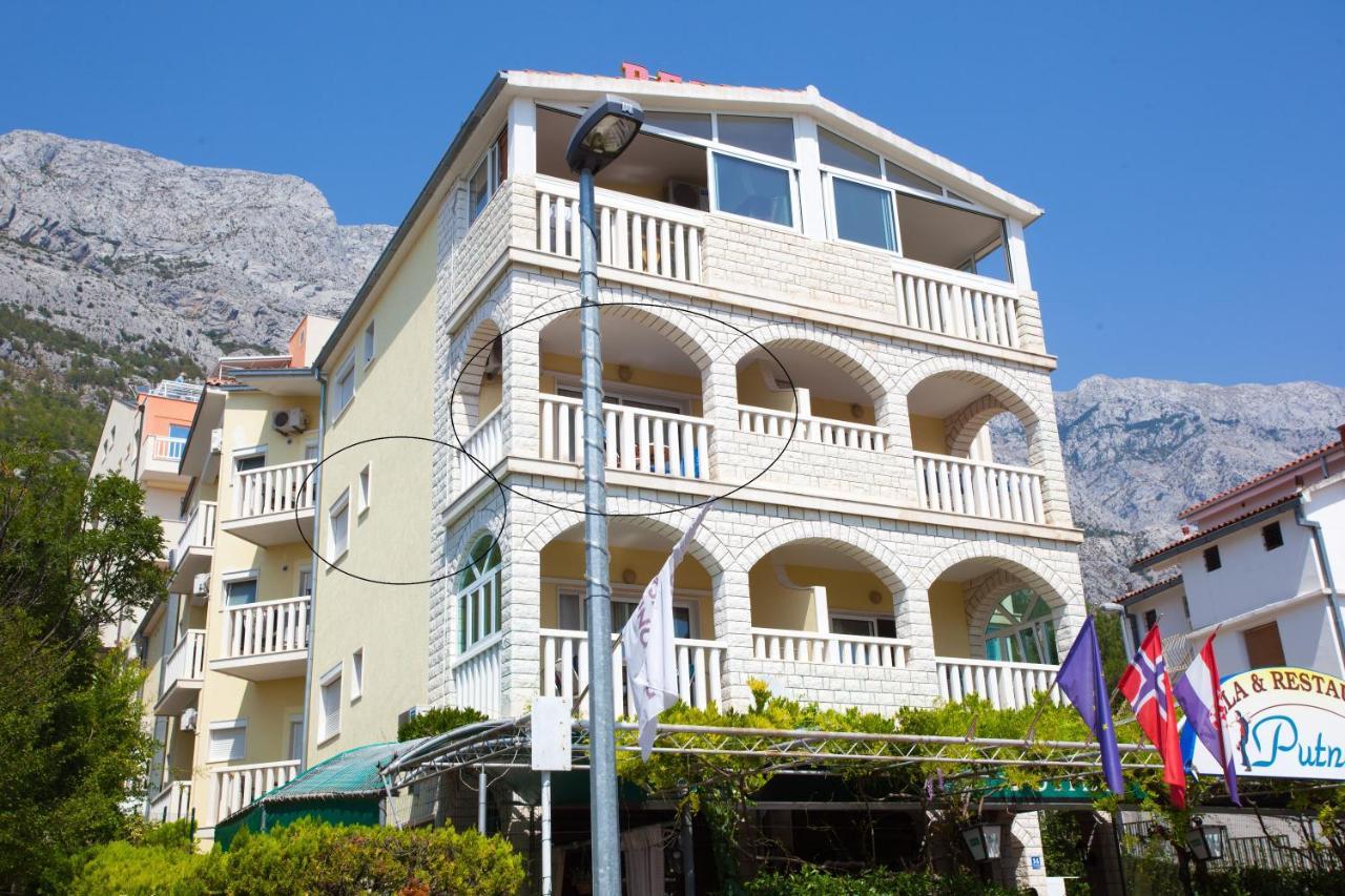 Apartmani Putnik Baška Voda Extérieur photo