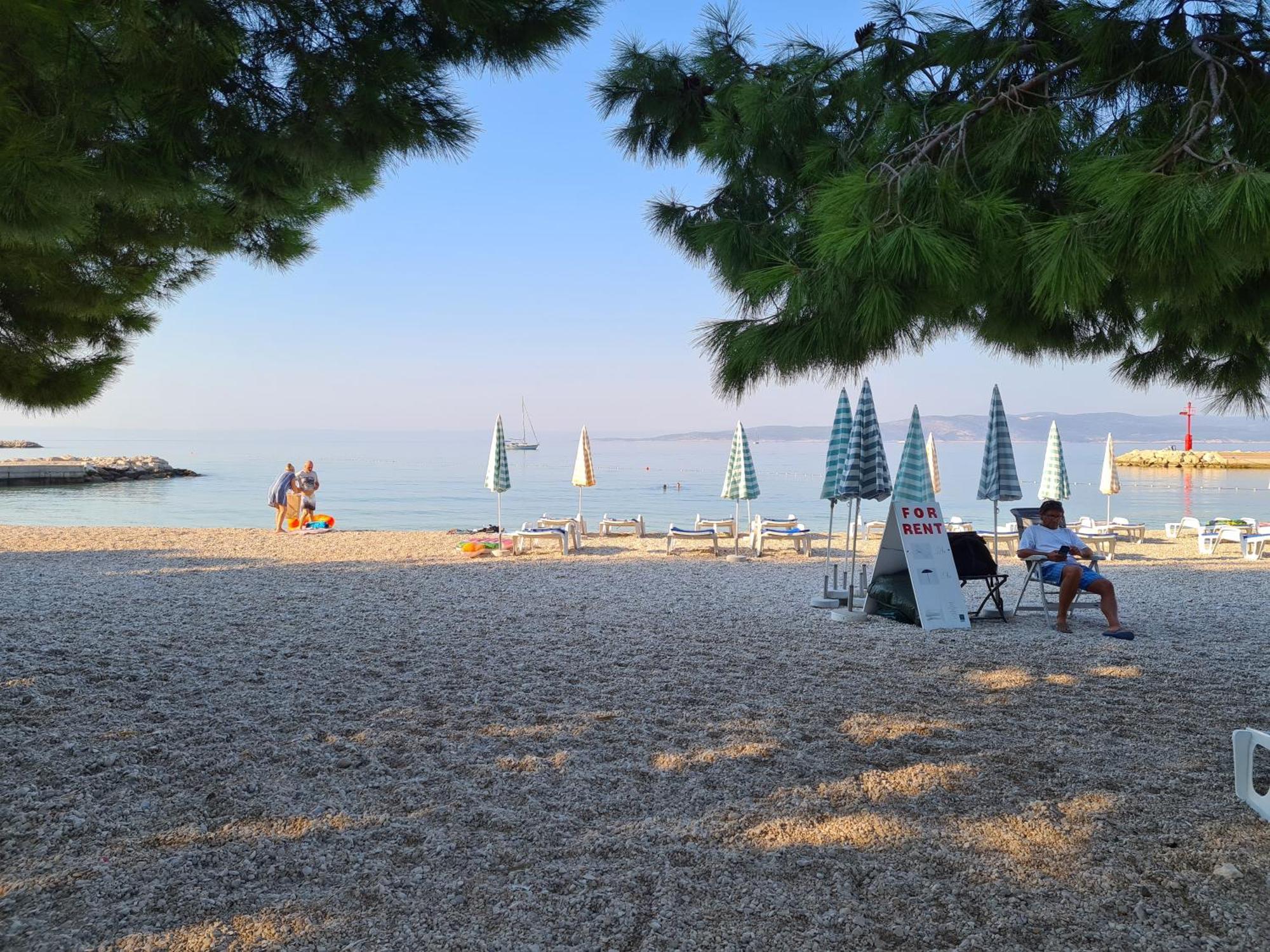 Apartmani Putnik Baška Voda Extérieur photo